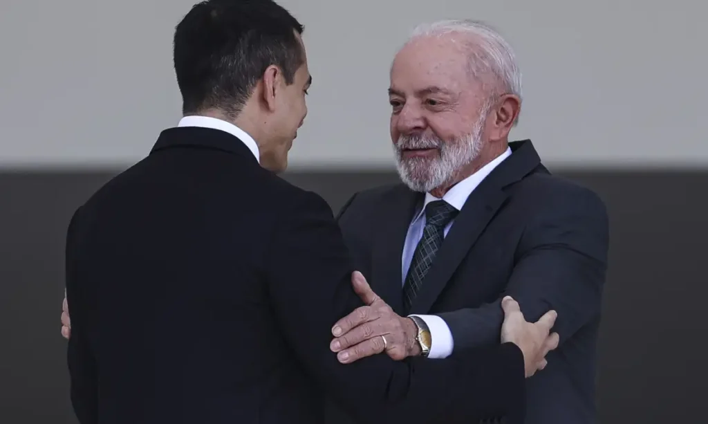 Lula defende ampliação do comércio com Equador e prioridade nas relações sul-americanas 4 Brasília (DF), 18/08/2025 - O presidente Luiz Inácio Lula da Silva recebe o presidente do Equador, Daniel Noboa, no Palácio do Planalto. Foto: Marcelo Camargo/Agência Brasil